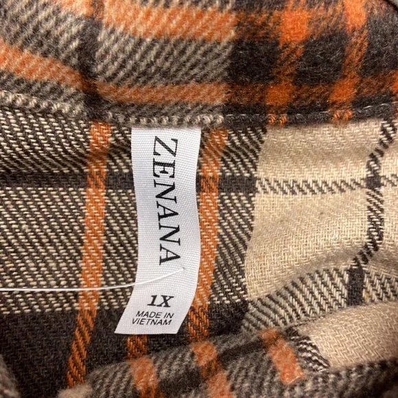 Zenana Plaid Oversized Top - Picture 4 of 4